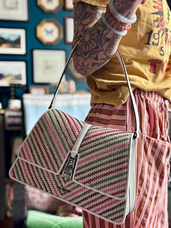 Review Thumbnail Image 0 383146494