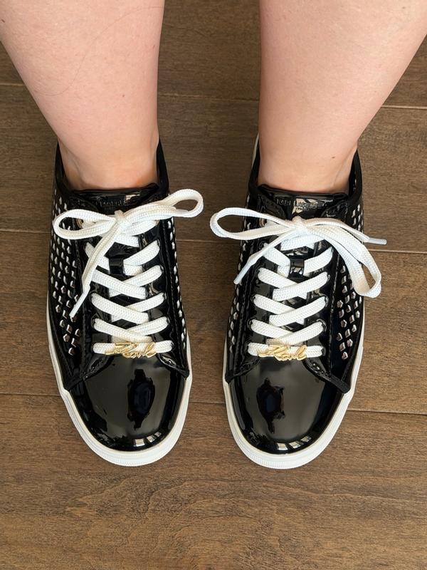 Customer photo for "Quite comfortable and stylish!"