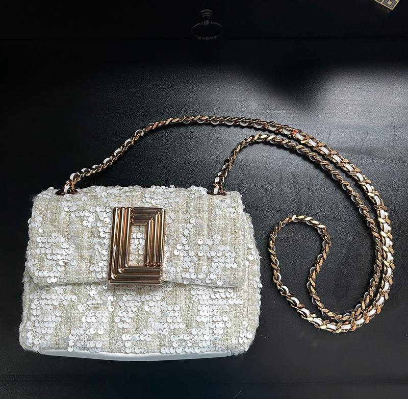 Customer photo for "Amazing details"
