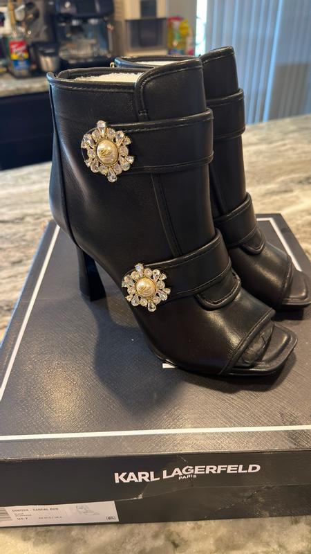 Customer photo for "Such a nice shoe"