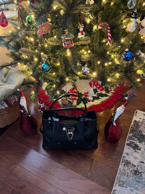 Review Thumbnail Image 2 372821342