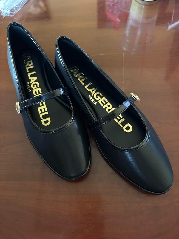 Customer photo for "Perfect shoes for day and night"