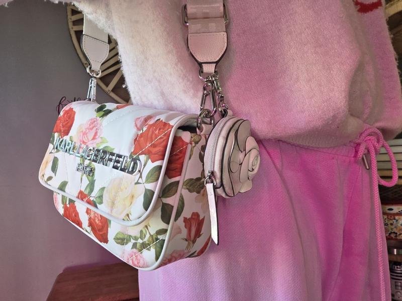 Customer photo for "Beautiful convenient everyday purse"
