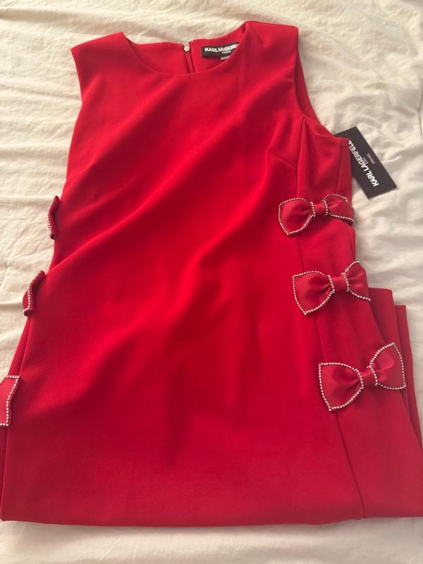 Customer carousel item 4.