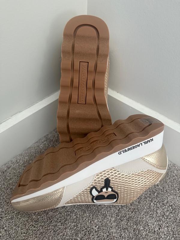 Customer photo for "Basic fashion sneaker"