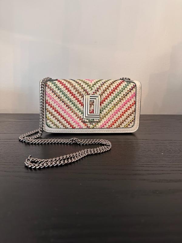 Review Thumbnail Image 1 381527205