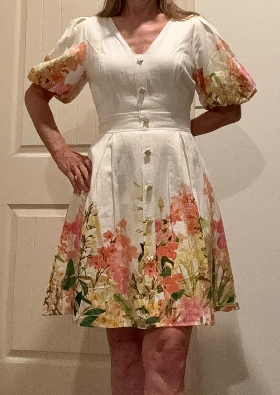 Customer carousel item 4.