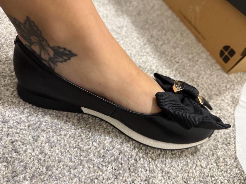 Customer photo for "Stylish flats"