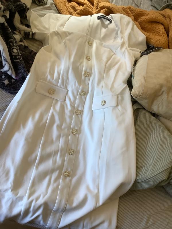 Review Thumbnail Image 0 382466349