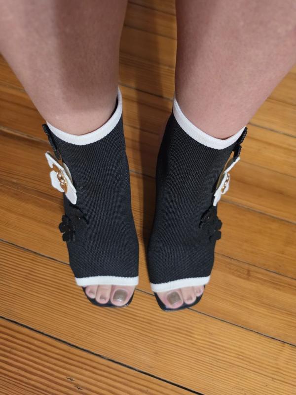 Customer photo for "Comfortable, cute heels"