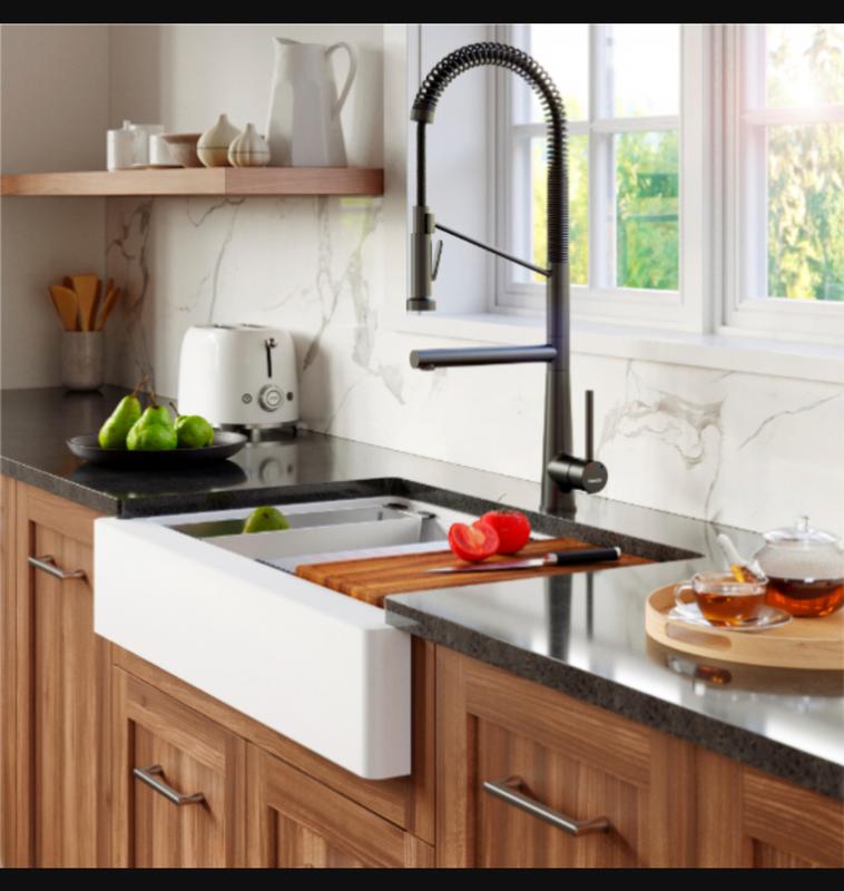 Karran USA | Tumba Single-Handle Pull-Down Sprayer Kitchen Faucet
