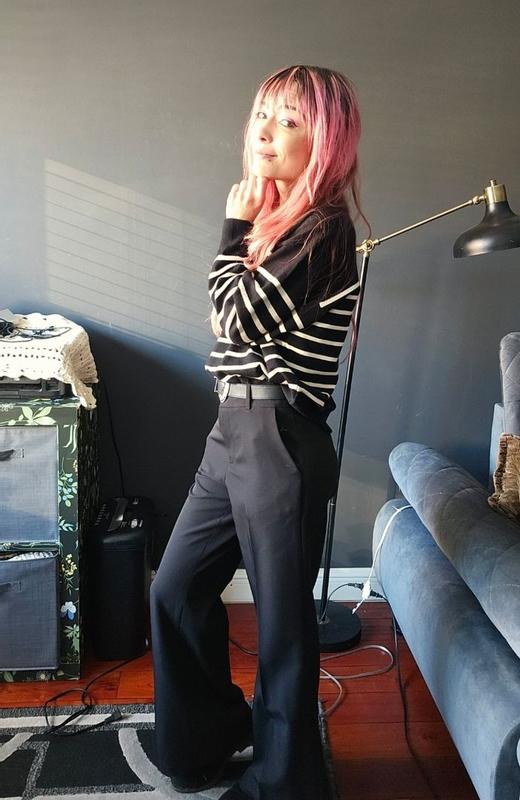 Review Thumbnail Image 0 380064441