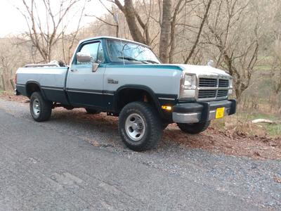 dodge d150-regular-cab 1993 Image - 9536451