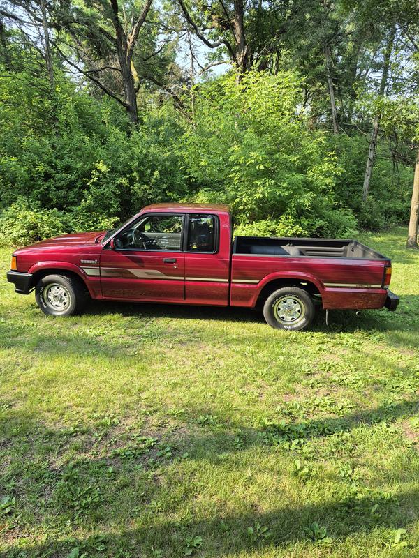 mazda b-series 1993 Image - 45453518