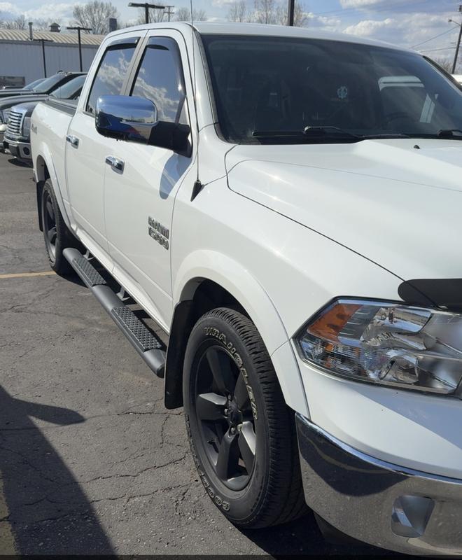 ram 1500-regular-cab 2011 Image - 41896259