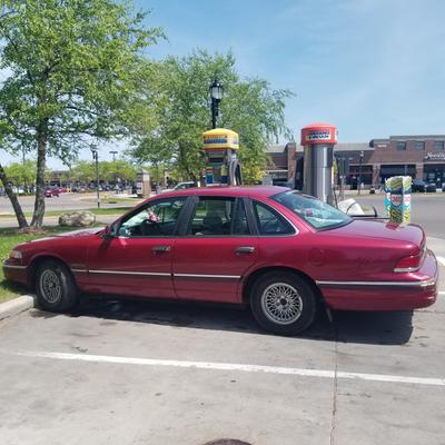 ford crown-victoria 1993 Image - 7185042