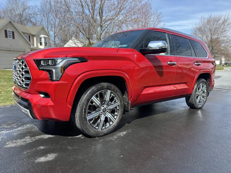 toyota sequoia 2023 Image - 49964531