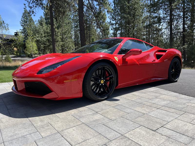 ferrari 488-gtb 2016 Image - 49738380