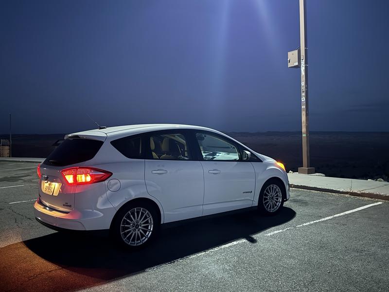 ford c-max-hybrid 2016 Image - 41209798