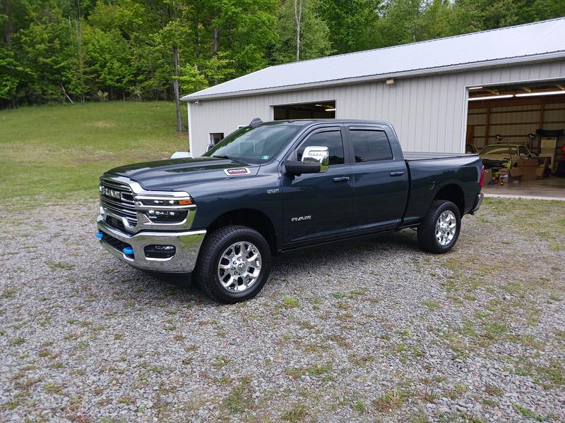 ram 2500-mega-cab 2027 Image - 52646391