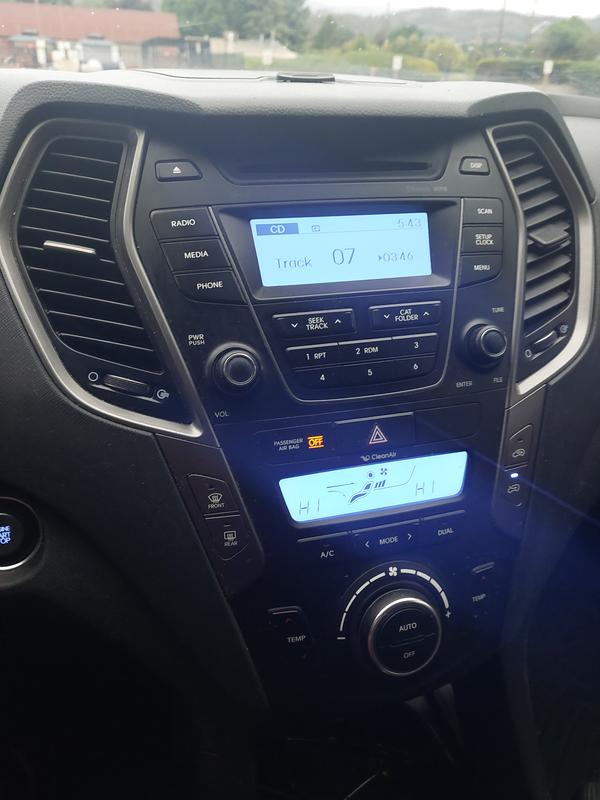 hyundai santa-fe-sport 2018 Image - 42923609