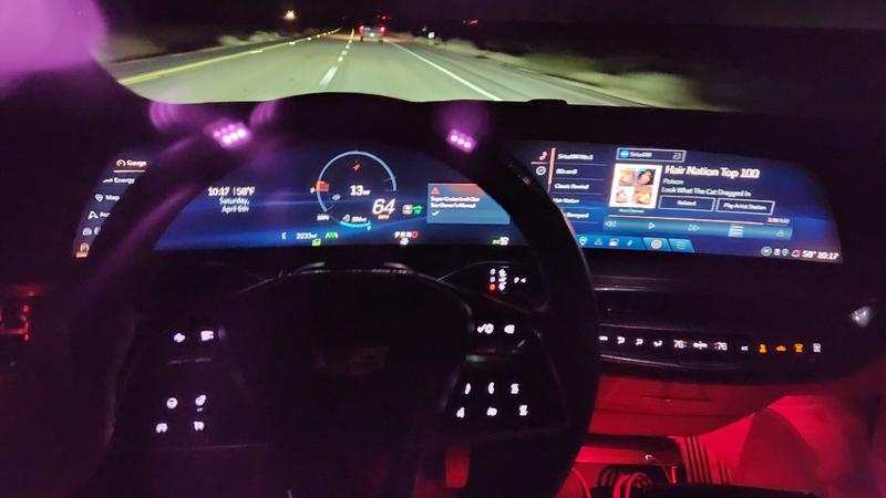 cadillac lyriq-v 2026 Image - 35800854