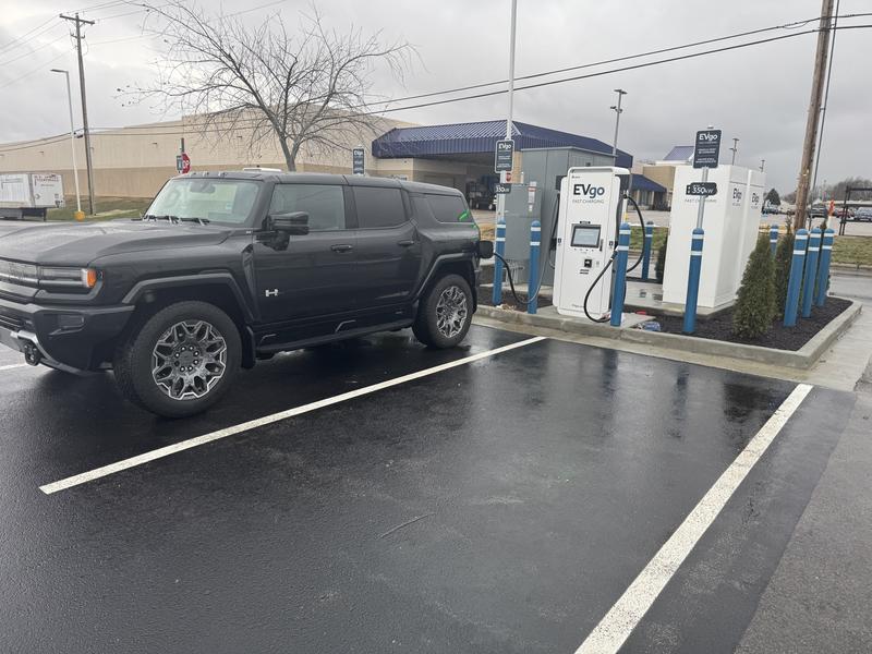 gmc hummer-ev-suv 2024 Image - 47713180