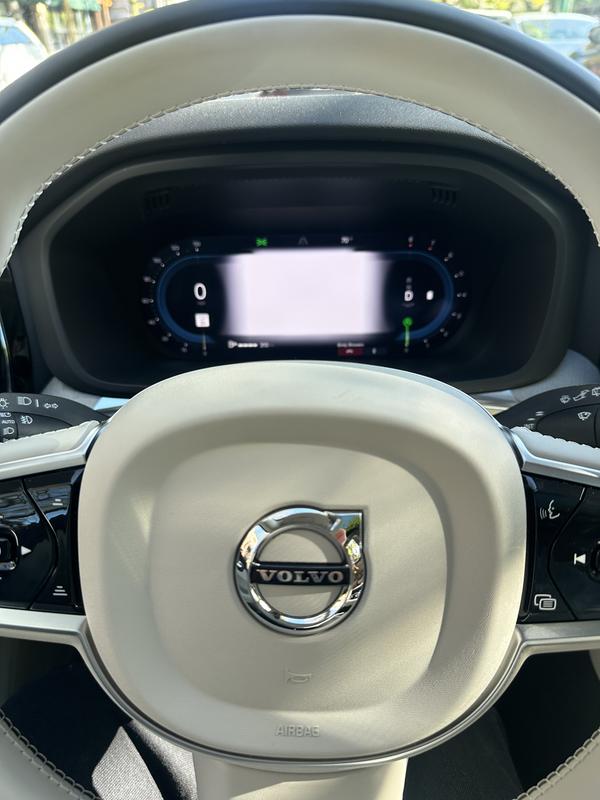 volvo xc60 2019 Image - 42449120