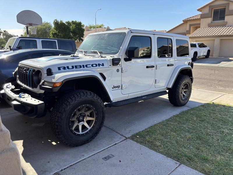 jeep wrangler-4xe 2024 Image - 52989996