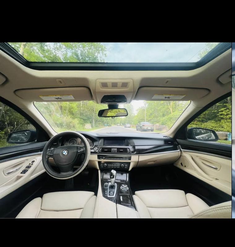 bmw 5-series 2014 Image - 44330450