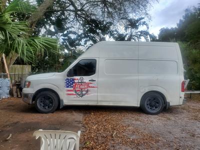 nissan nv3500-hd-passenger 2015 Image - 10309430