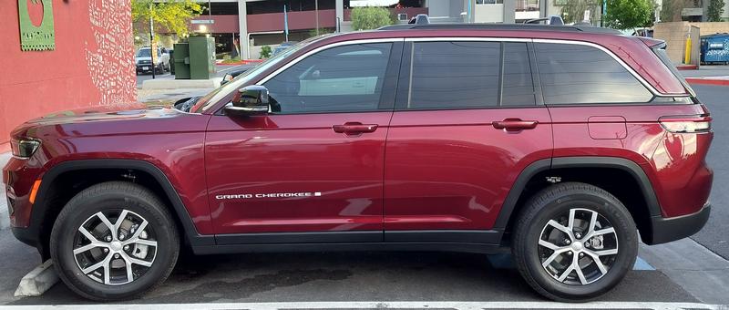 jeep grandcherokee 2025 Image - 50045547