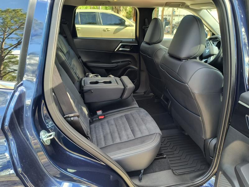 mitsubishi outlander-phev 2022 Image - 44729272