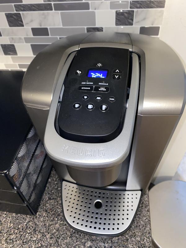 Keurig K-Elite Coffee Maker, Single Serve K-Cup Pod Coffee Brewer, With  Iced Coffee Capability, Brushed Slate for Sale in Fresno, CA - OfferUp