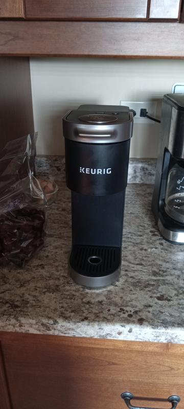 Keurig 14oz Faceted Travel Mug - Red