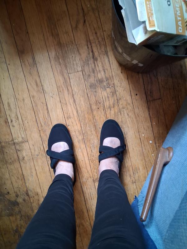 Customer photo for "Very comfortable sneakers! Get them"