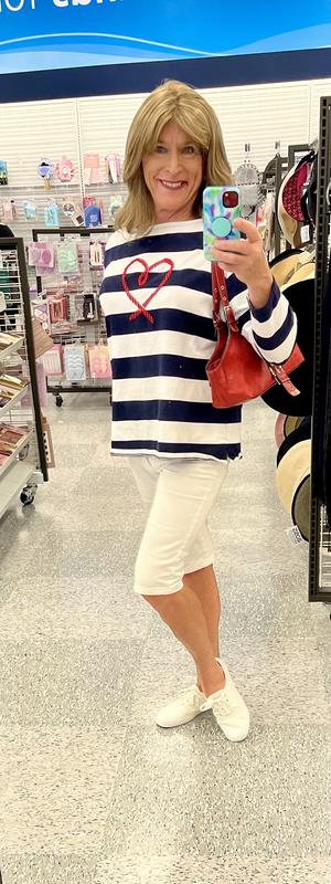 Review Thumbnail Image 0 305975795