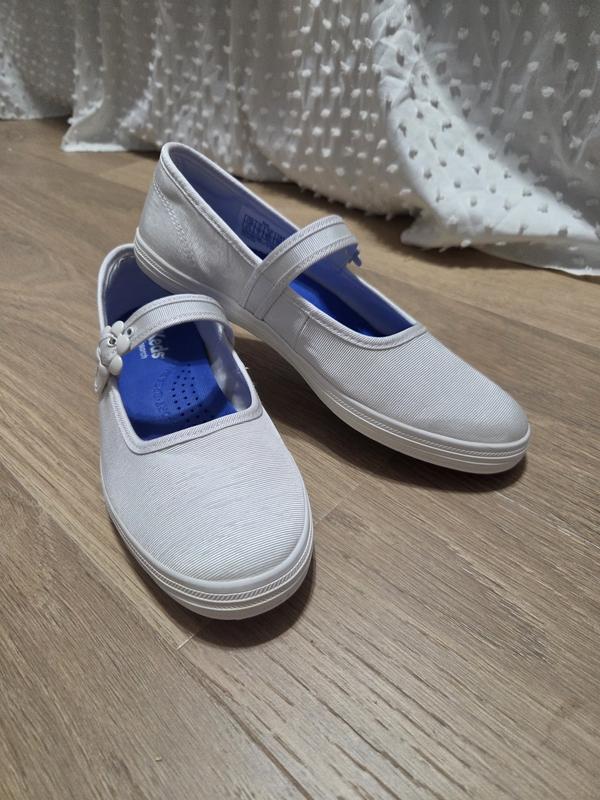 Review Thumbnail Image 0 381311738