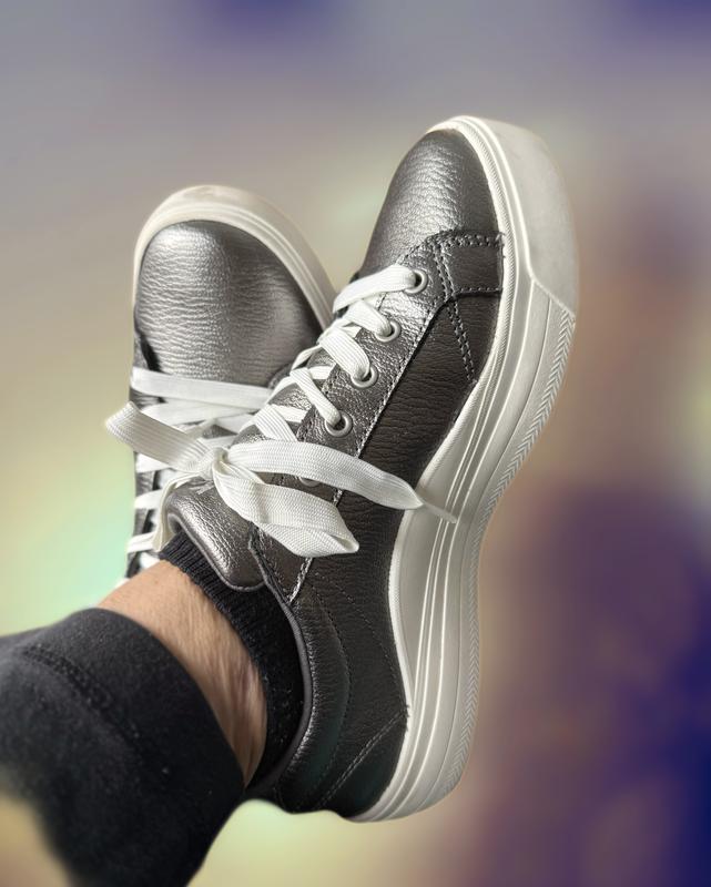 Review Thumbnail Image 0 373094528