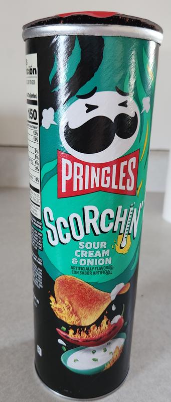 Honest Review: Pringles Scorchin' Hot Ones Chips