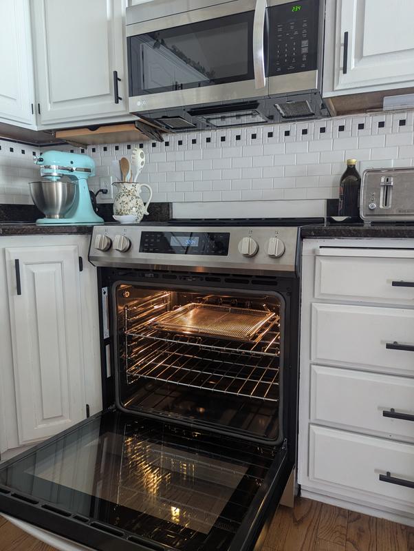 Kenmore 30-in 4 burners 5.6-cu ft , Air Fry Convection Oven ...