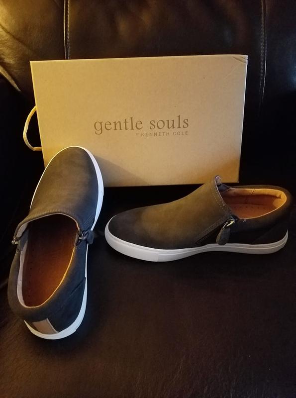 Customer photo for "Cute and Stylish!"