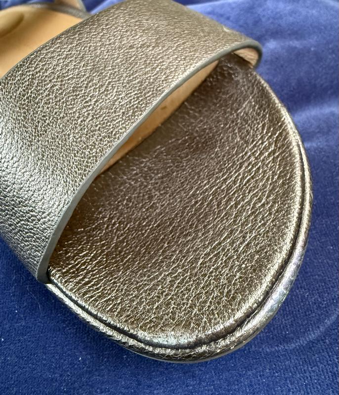 Review Thumbnail Image 0 386869303