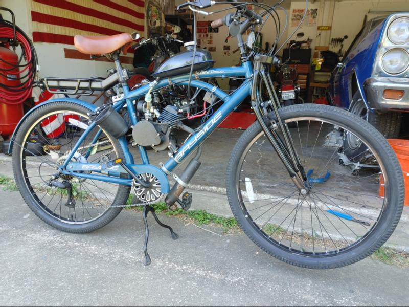 BMX BIKE NICE RIDES SMOOTH!!!NEW TIRES!!! for Sale in Clovis