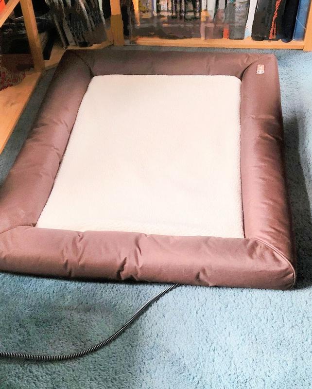 K&H Deluxe LectroSoft Heated Pet Bed for Indoor & Outdoor