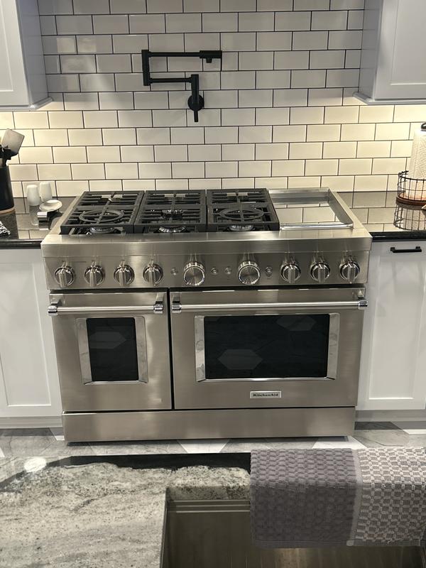 KitchenAid® 48'' Smart Commercial-Style Dual Fuel Range with