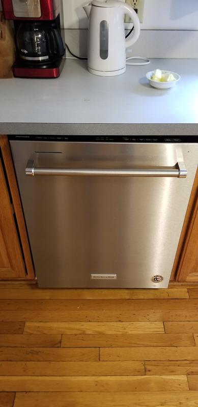 KitchenAid 39 dBA Dishwasher with Third Level Utensil Rack KDTE204KPS