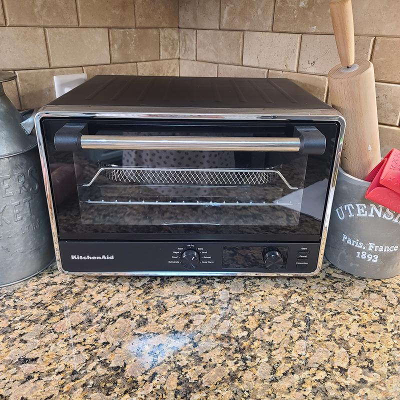 My surprise to find this KitchenAid toaster/air fryer/convection oven for  $14.99. Tested in the store and full temp at home after cleaning. :  r/ThriftStoreHauls