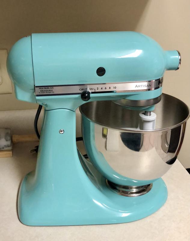 Kitchen Aid artisan green mixer Max Watts 325 for Sale in Virginia