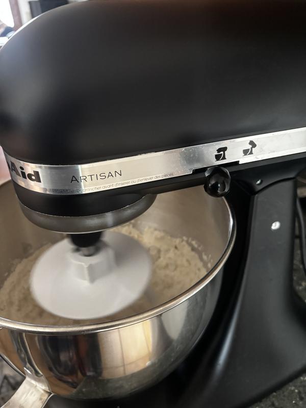 Does not completely lock